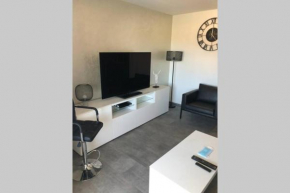 T2 33m² en residence privée avec piscine Sanary